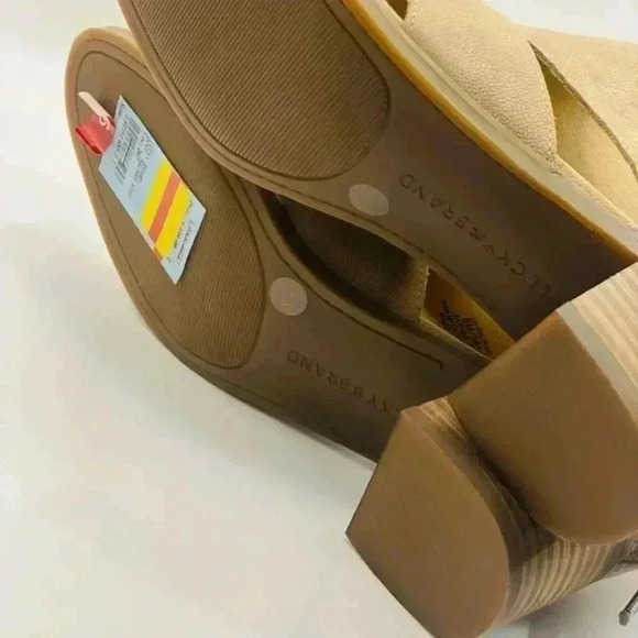 NWT Lucky Brand Cutout Booties LK-Ralwan dove barclay size 6 medium - Picture 7 of 7